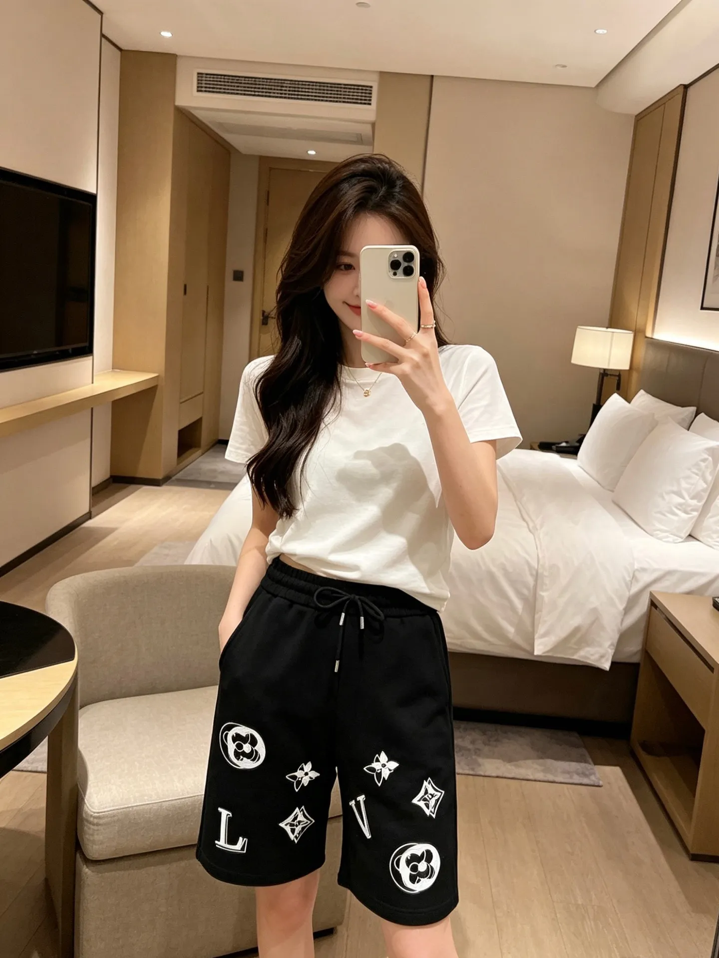 Louis Vuitton/Louis Vuitton 26ss ghosting presbyopic embroidered shorts